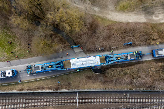 Trafotransport zum Umspannwerk Pichling